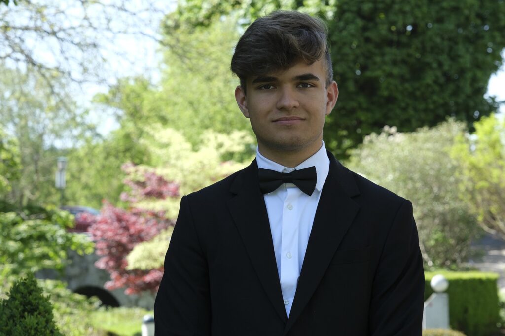 boy, formal, suit-8038448.jpg